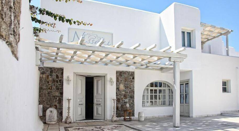 Nissaki Bouitique Hotel