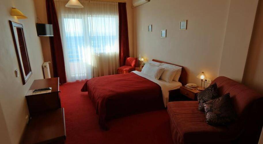 Excelsior Hotel