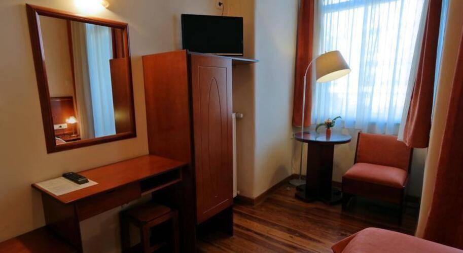 Excelsior Hotel
