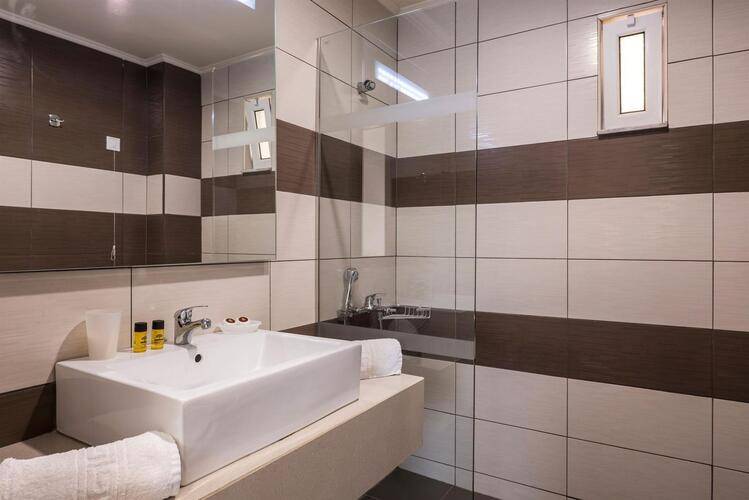 Atrion Hotel