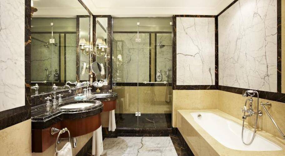 Grande Bretagne Hotel