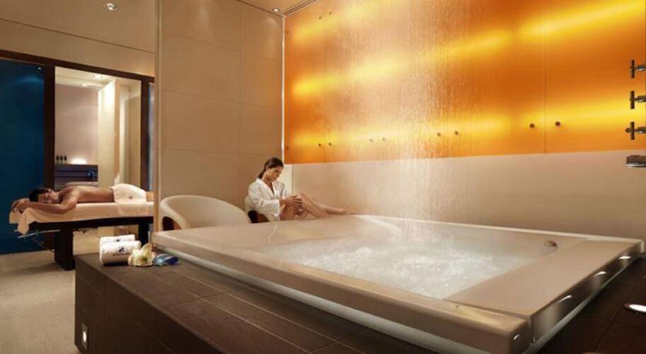 Athenaeum Intercontinental Hotel