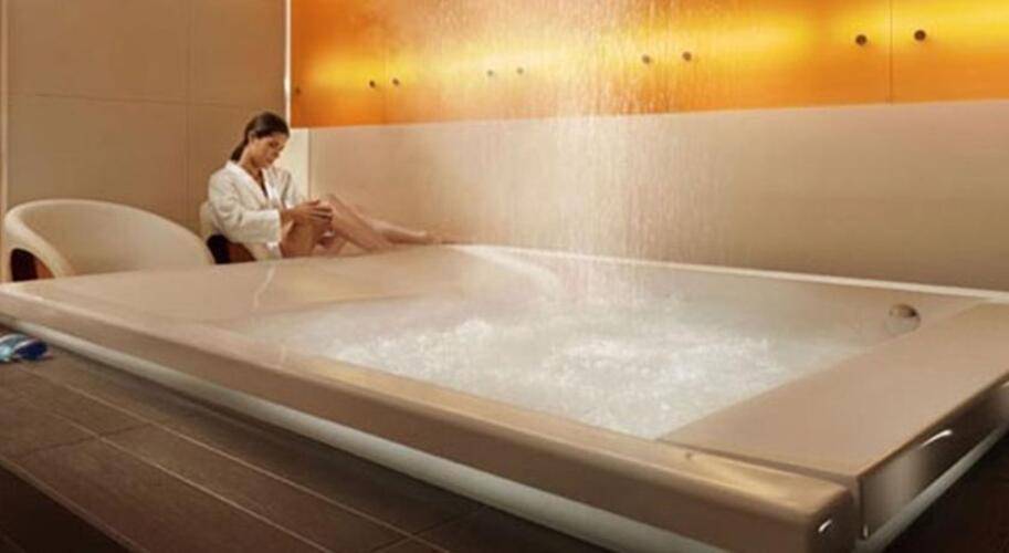 Athenaeum Intercontinental Hotel