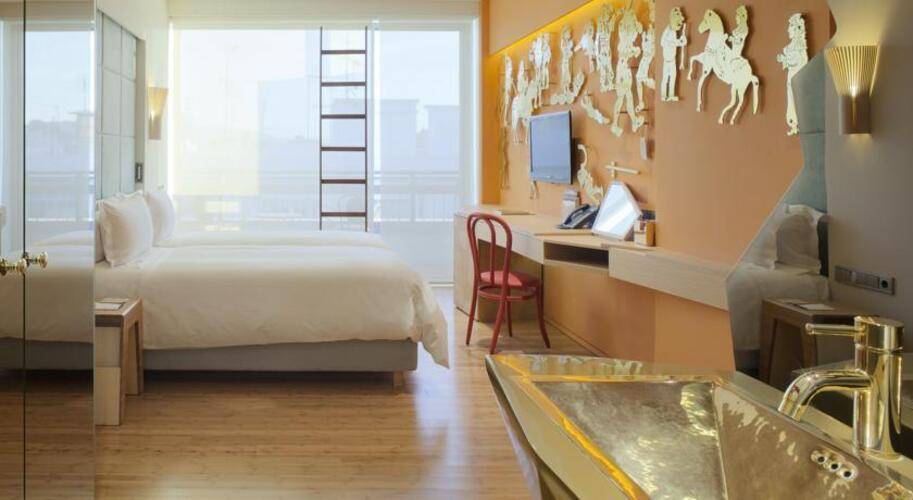 New Hotel