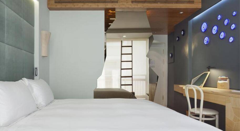 New Hotel