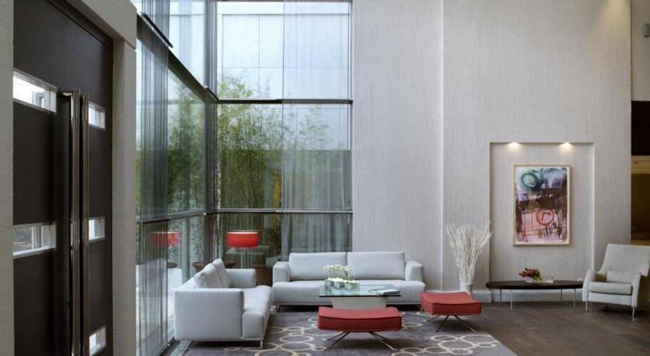 Athens Marriott Hotel (Ex Metropolitan)