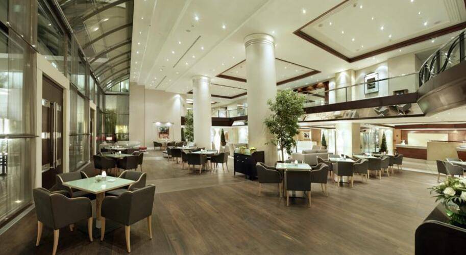 Athens Marriott Hotel (Ex Metropolitan)