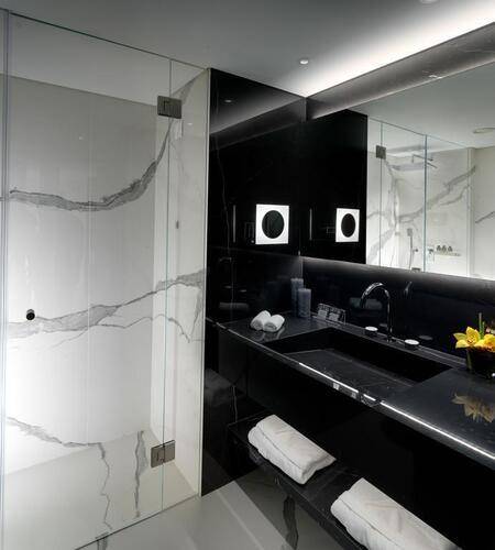 NJV Athens Plaza Hotel