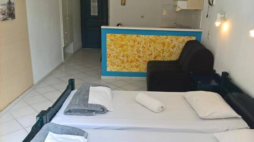 Renia Hotel Apartments
