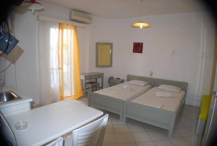 Renia Hotel Apartments