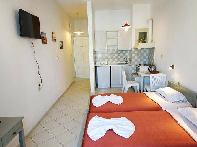 Renia Hotel Apartments