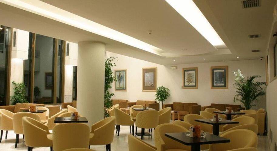 Ilissos Hotel