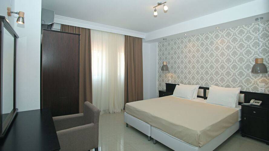 Naias Beach Hotel