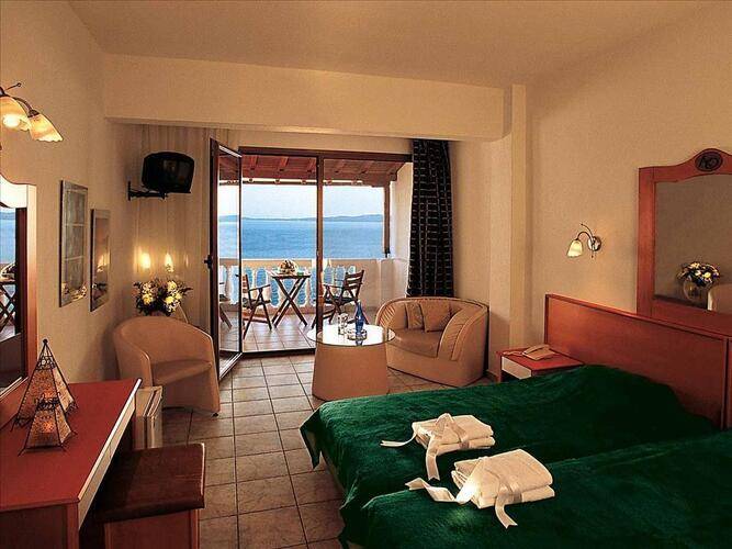 Akti Ouranoupoli Hotel