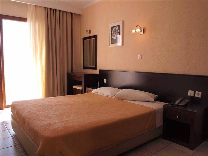 Akti Ouranoupoli Hotel