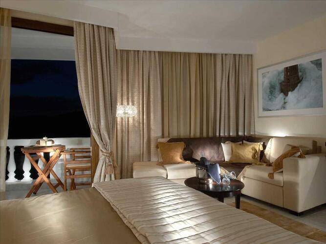 Akti Ouranoupoli Hotel
