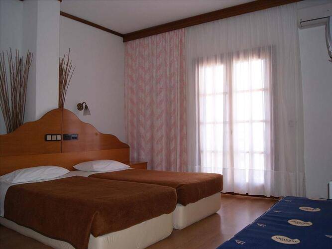 Akrathos Hotel
