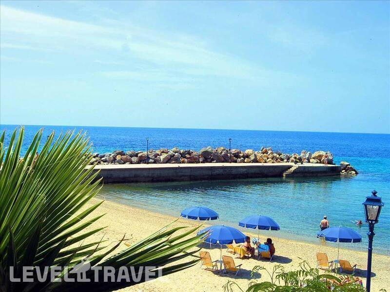Фотография Loutra Beach Hotel