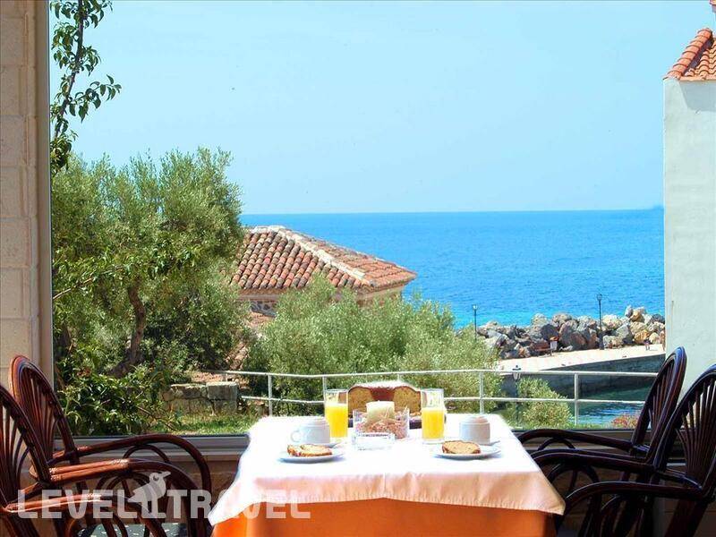 Фотография Loutra Beach Hotel