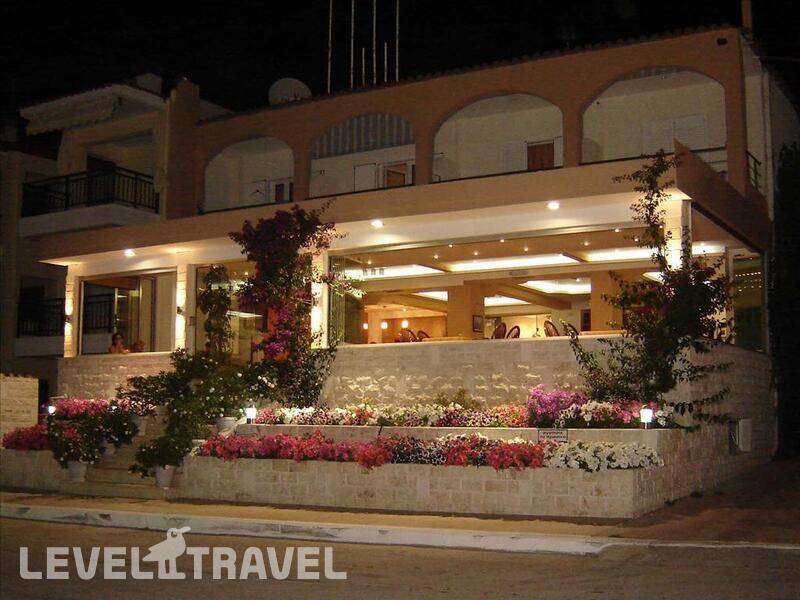 Фотография Loutra Beach Hotel