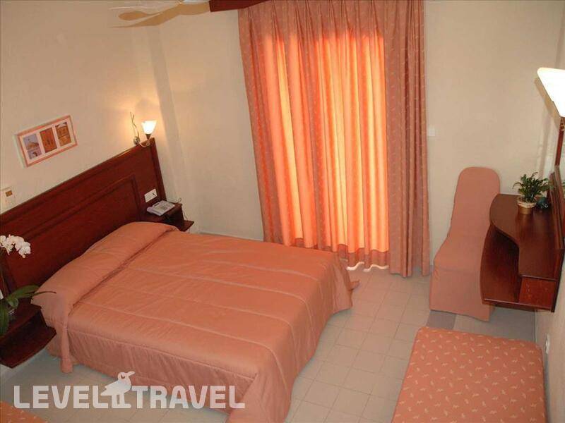 Фотография Loutra Beach Hotel