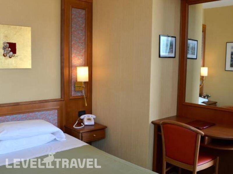 Фотография Bellevue Et Mediterranee Hotel