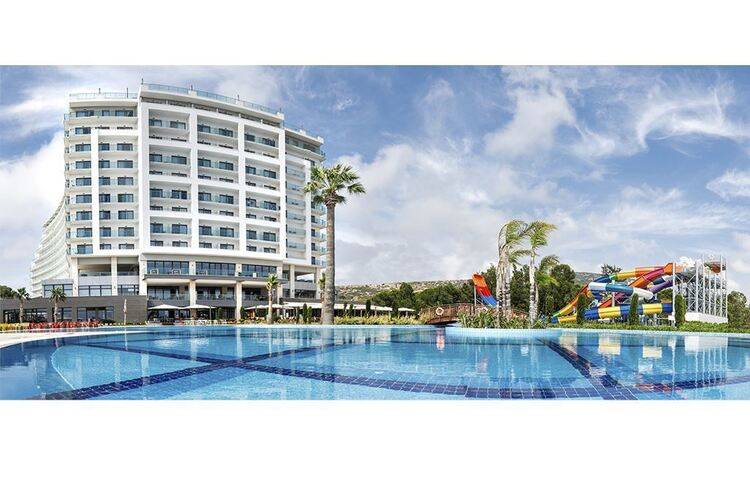 Liberty Kusadasi (Ex. Seven Seas Sealight Elite)