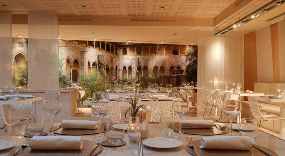 Rafael Hoteles Badalona — фото 33