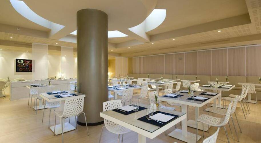 Rafael Hoteles Badalona — фото 34