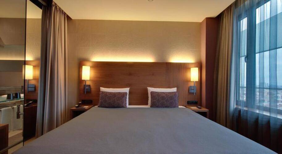 Rafael Hoteles Badalona — фото 24