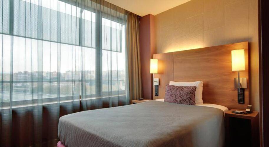 Rafael Hoteles Badalona — фото 23