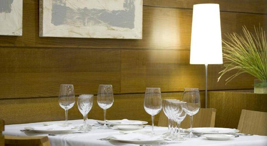 Nh Ciutat De Vic Hotel — фото 12