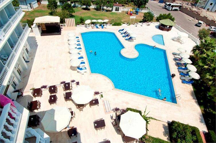 Mira Garden Resort