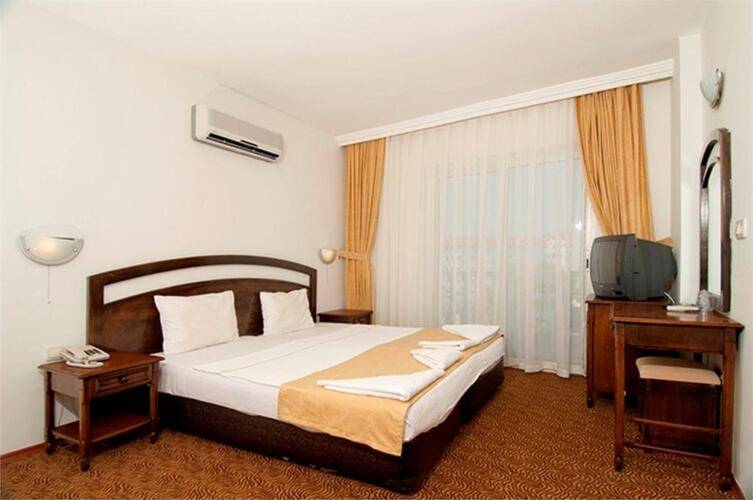 Mira Garden Resort