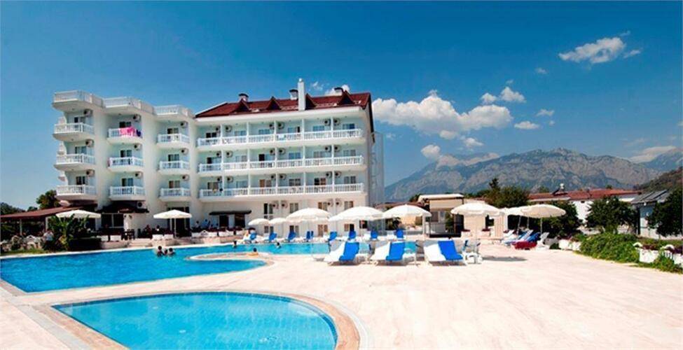 Mira Garden Resort