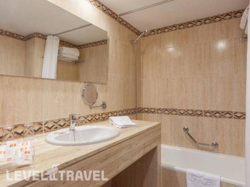 Фотография Zafiro Rey Don Jaime (Ex. Viva Rey Don Jaime Hotel)