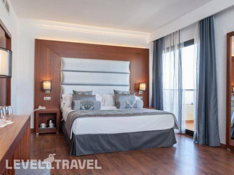 Фотография Zafiro Rey Don Jaime (Ex. Viva Rey Don Jaime Hotel)