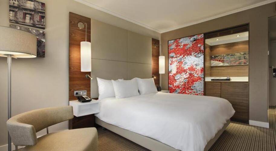 Hilton Barcelona Hotel — фото 17