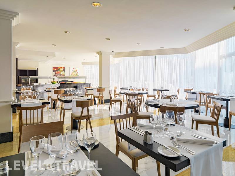 Фотография H10 Blue Mar Hotel (Adults Only 16+)