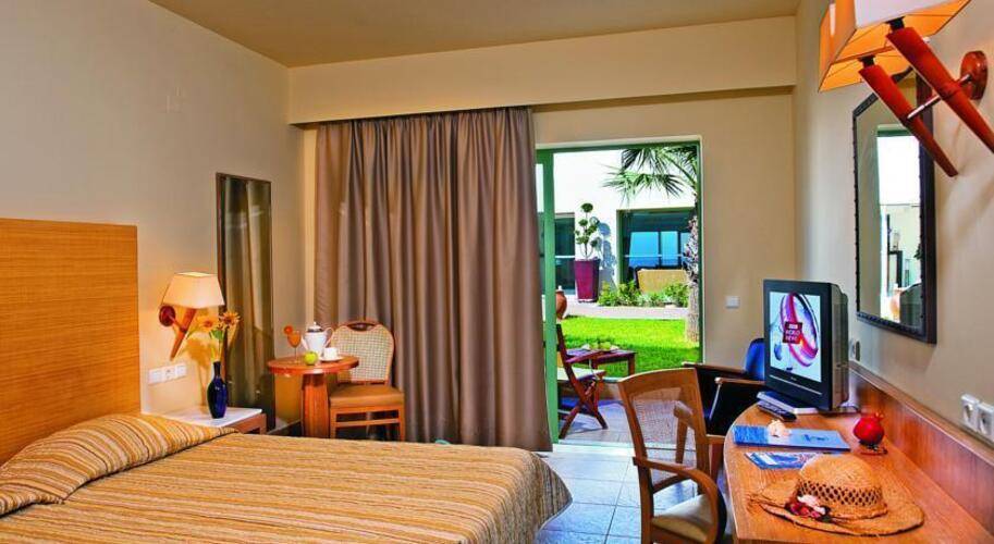 Grand Bay Resort (Adults Only 16+)