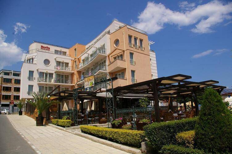 Berlin Beach Hotel