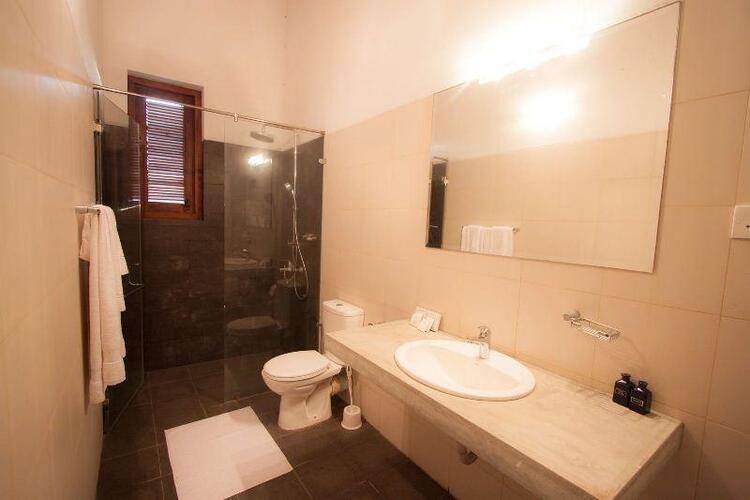 Villa 700 (Adults Only 12+)