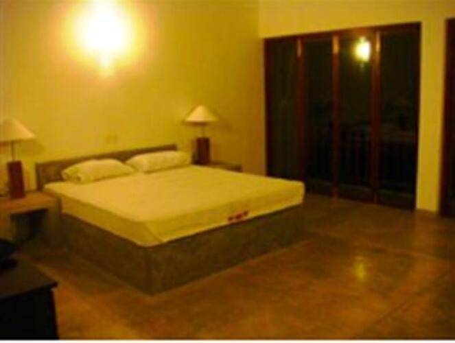 Villa 700 (Adults Only 12+)