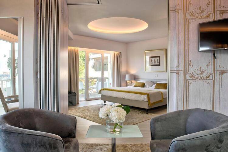St. George Lycabettus Hotel