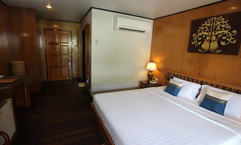 Phi Phi Banyan Villa