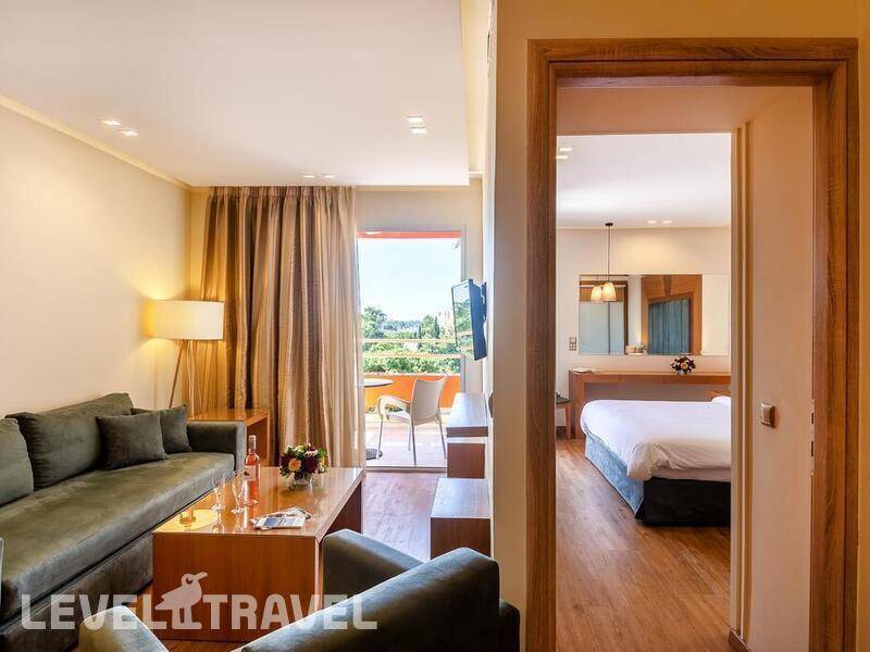 Фотография Oasis Hotel Apartments
