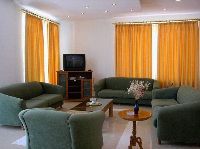 Nontas Hotel