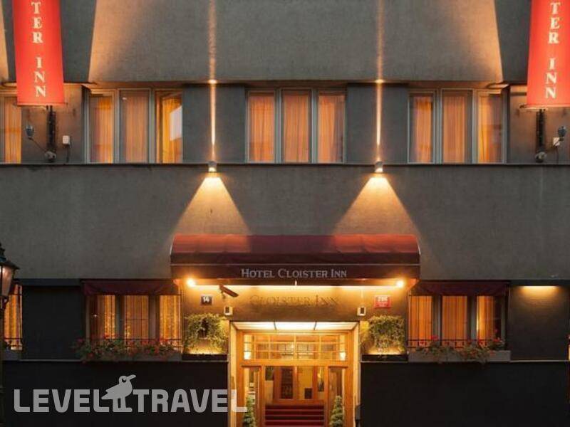 Фотография Cloister Inn Hotel