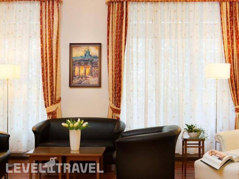 Фотография Cloister Inn Hotel