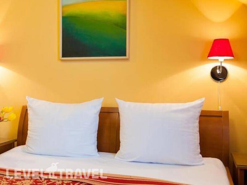 Фотография Cloister Inn Hotel